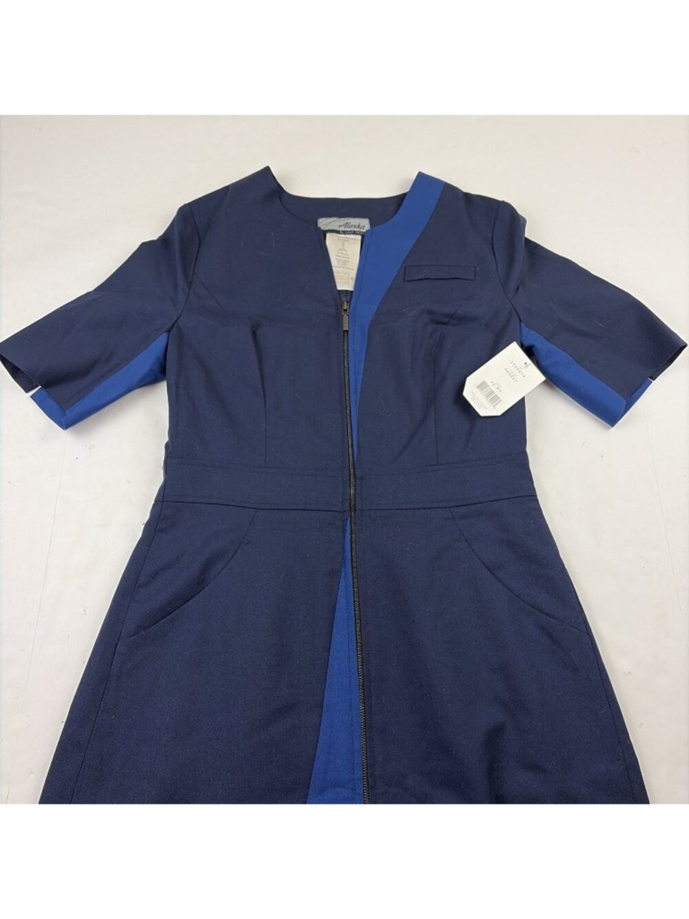 Alaska Airlines Luly Yang Stewardess Dress Size 2 PT Navy Flight Attendant